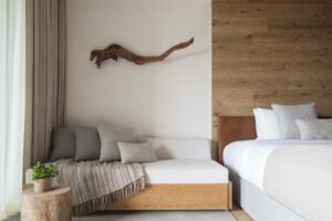 thiết kế thi công khách sạn có yếu tố tự nhiên