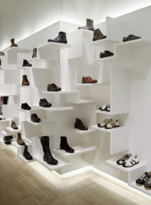 thiết kế thi công showroom giày dép diện tích nhỏ